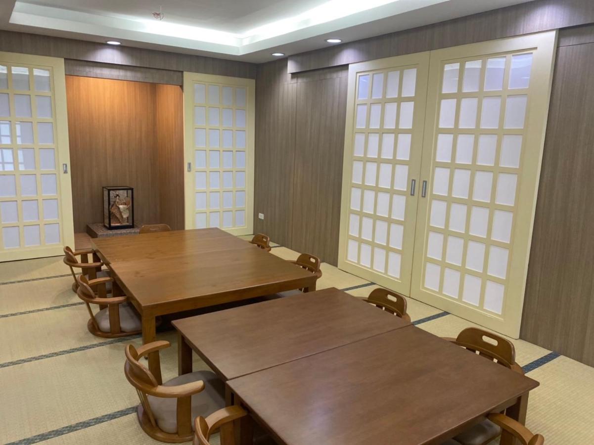 The Park 304 Executive Serviced Apartment Si Maha Phot Εξωτερικό φωτογραφία