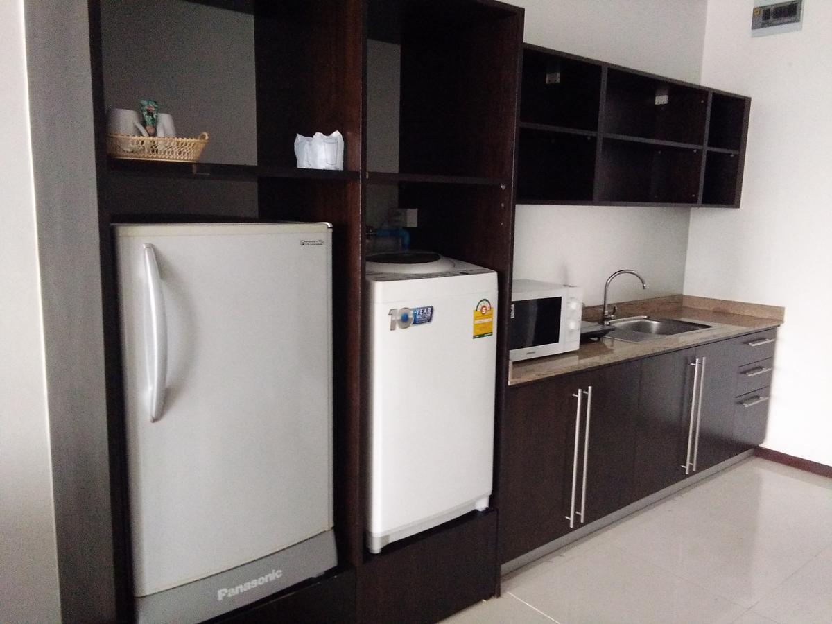 The Park 304 Executive Serviced Apartment Si Maha Phot Εξωτερικό φωτογραφία