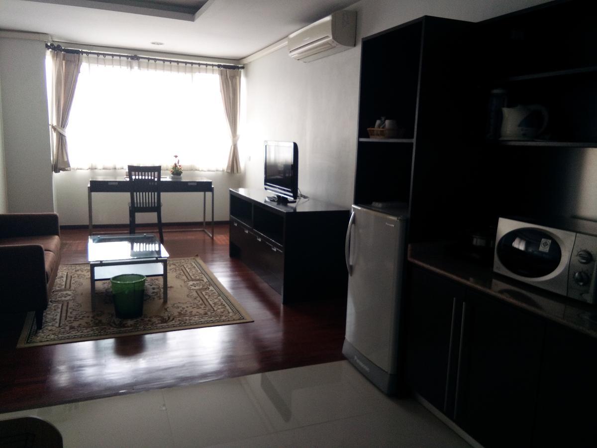 The Park 304 Executive Serviced Apartment Si Maha Phot Εξωτερικό φωτογραφία