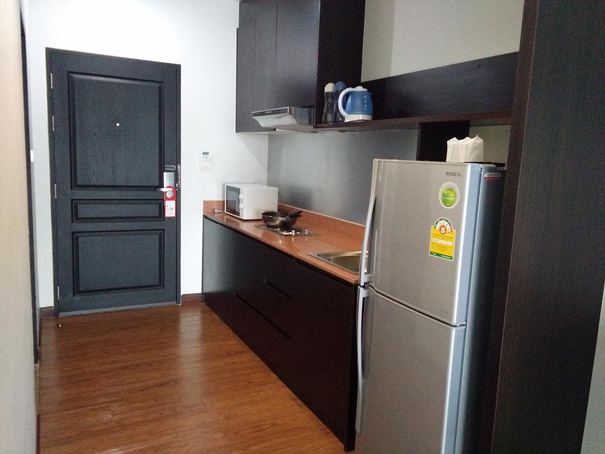 The Park 304 Executive Serviced Apartment Si Maha Phot Εξωτερικό φωτογραφία