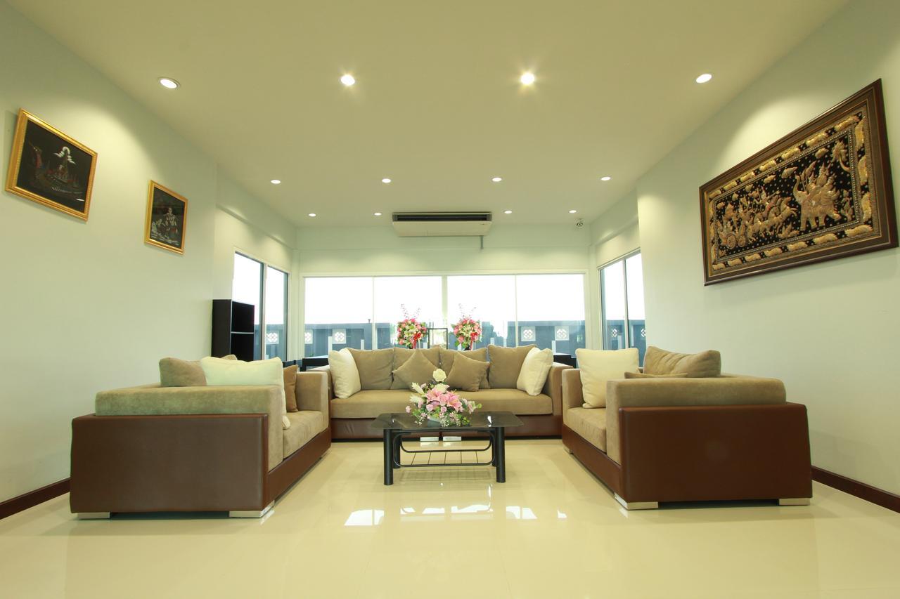 The Park 304 Executive Serviced Apartment Si Maha Phot Εξωτερικό φωτογραφία