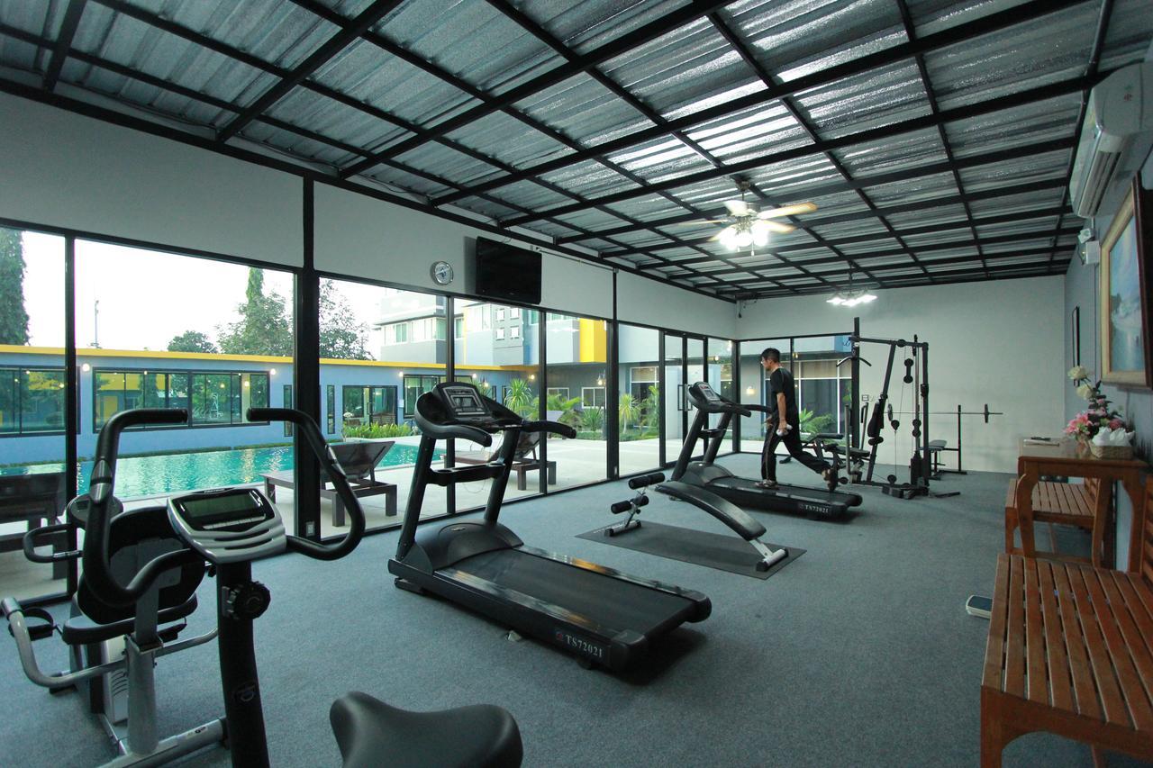 The Park 304 Executive Serviced Apartment Si Maha Phot Εξωτερικό φωτογραφία