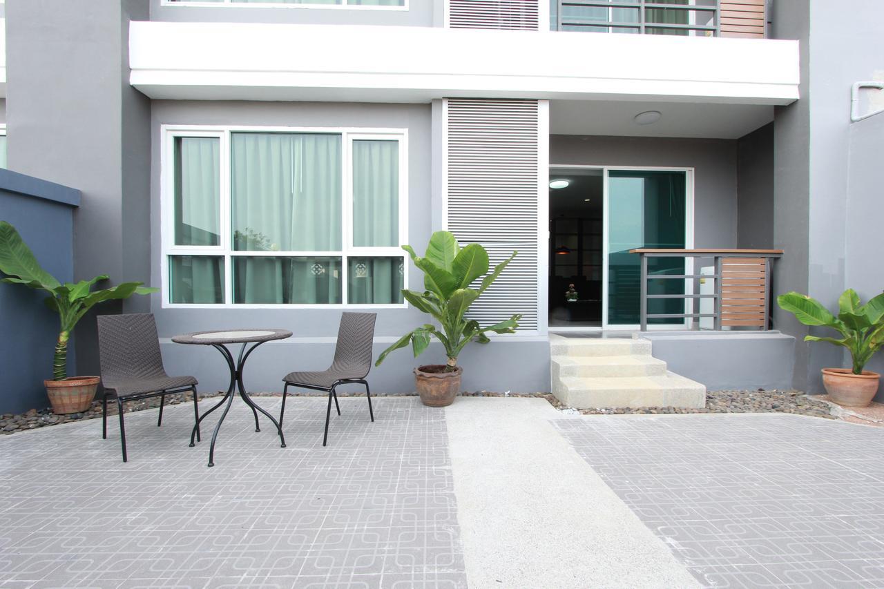The Park 304 Executive Serviced Apartment Si Maha Phot Εξωτερικό φωτογραφία