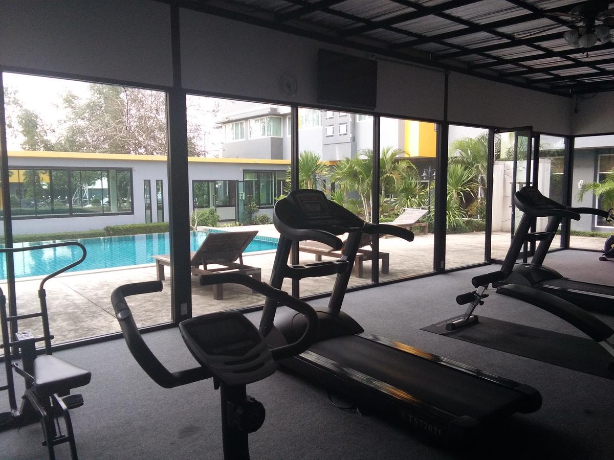The Park 304 Executive Serviced Apartment Si Maha Phot Εξωτερικό φωτογραφία