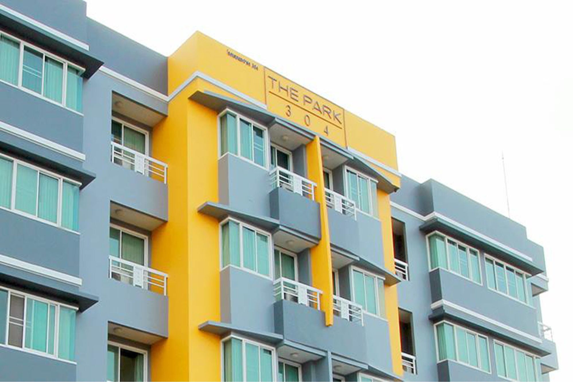 The Park 304 Executive Serviced Apartment Si Maha Phot Εξωτερικό φωτογραφία