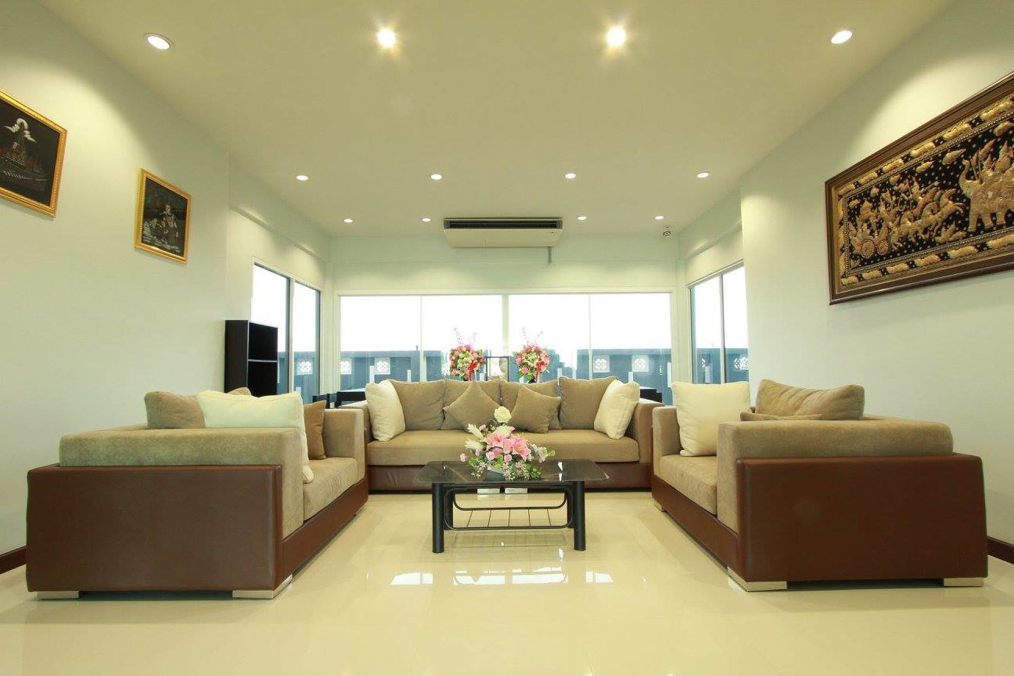 The Park 304 Executive Serviced Apartment Si Maha Phot Εξωτερικό φωτογραφία